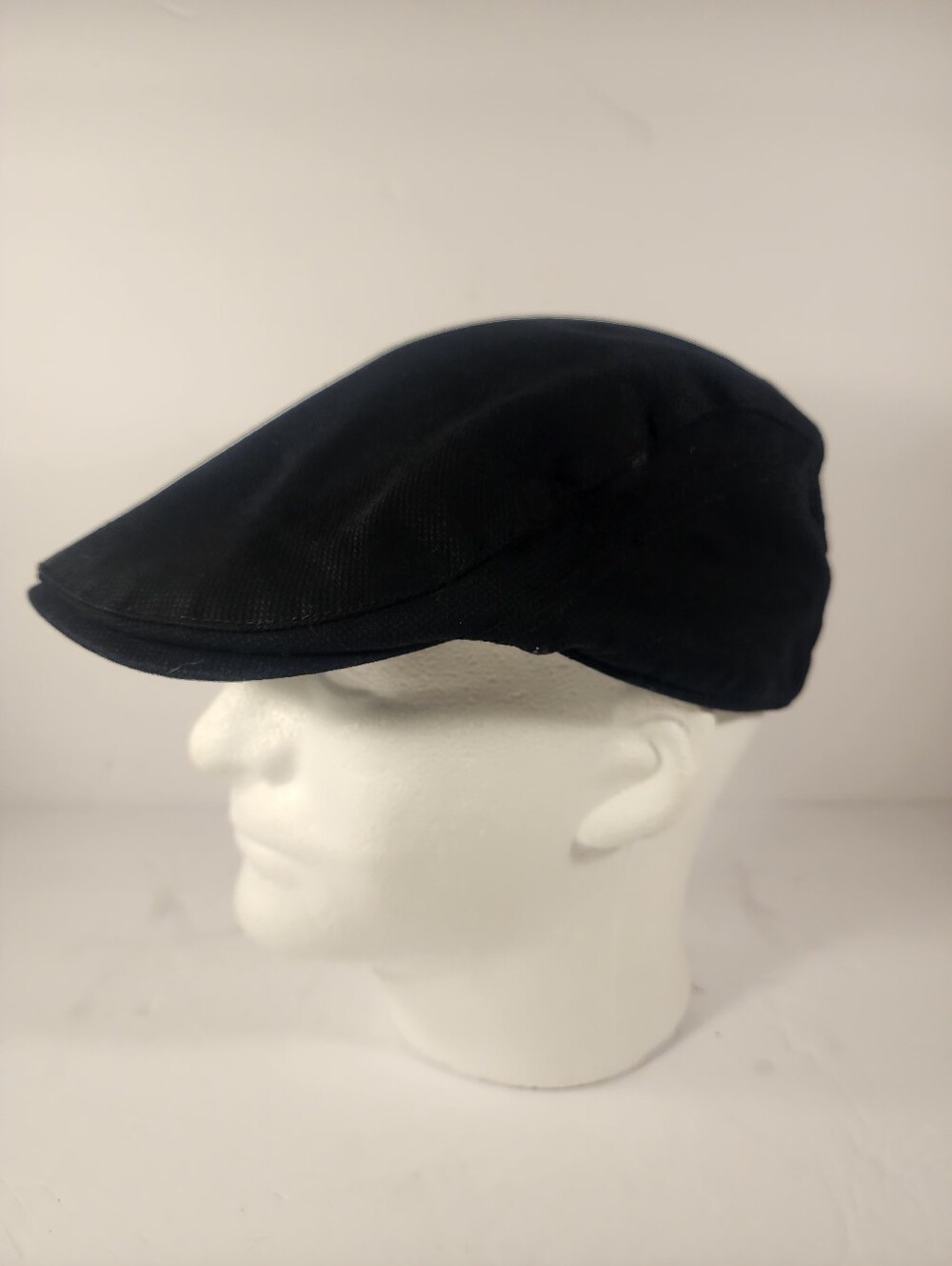 Harley Davidson  Size XL  Material Black Saucer Hat